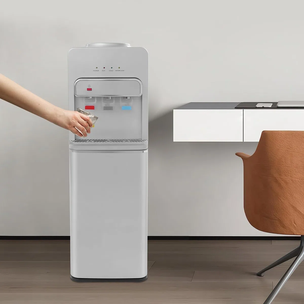 Distributeur d'eau Chargement par Le Bas 550W Vertical Fontaine Eau 3 Types De Température,Fontaines à Eau,pour La Maison, Bureau (Argent)